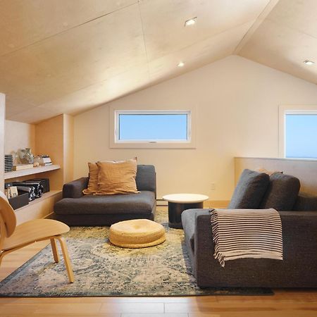 Havre-Aubert Petit Hotel De La Montagne מראה חיצוני תמונה