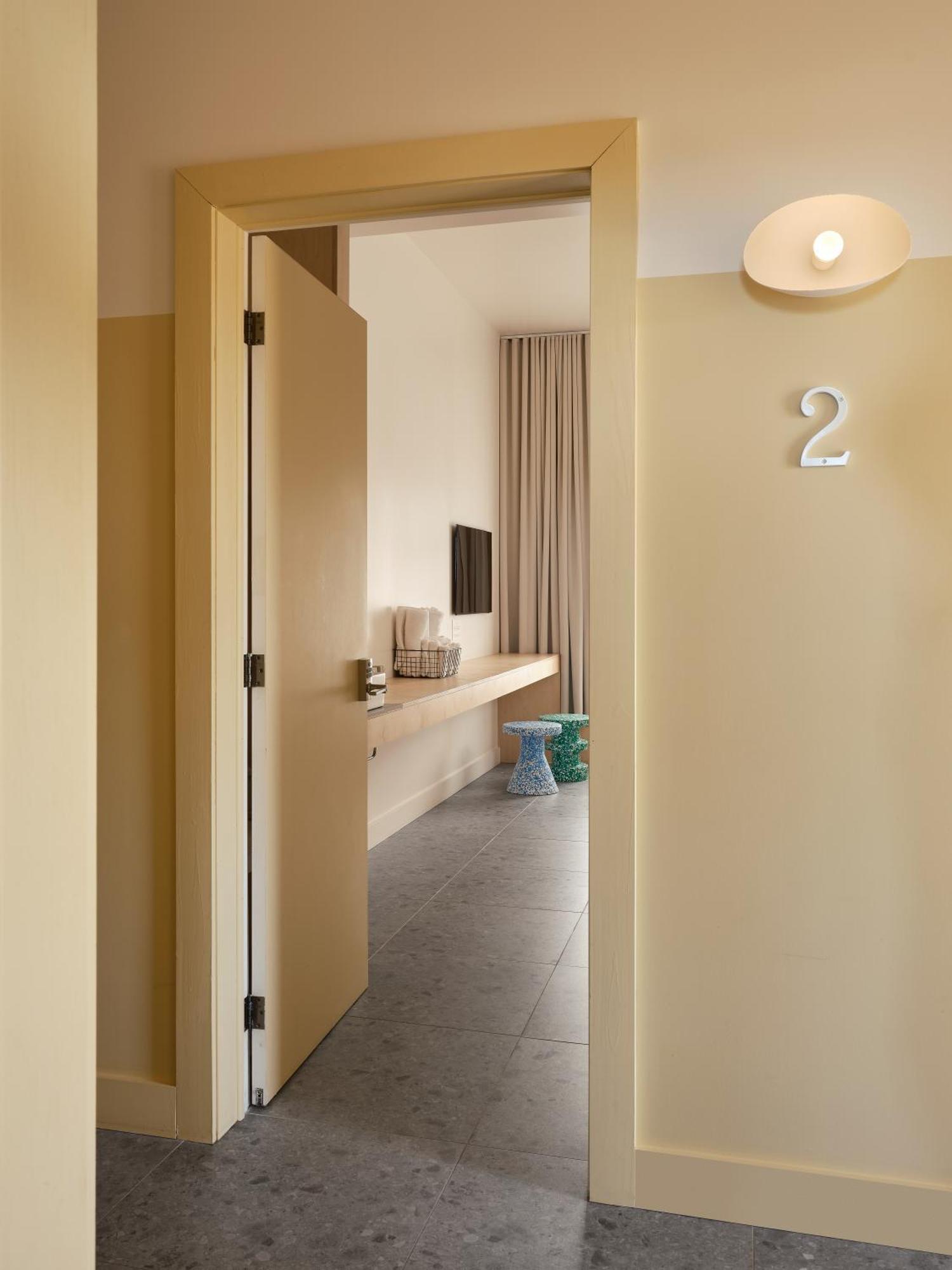 Havre-Aubert Petit Hotel De La Montagne מראה חיצוני תמונה